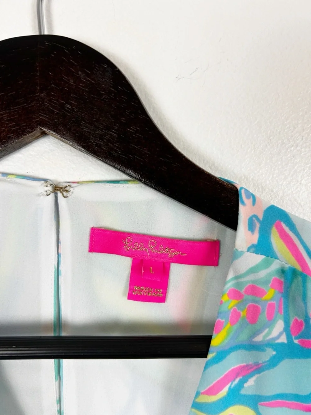 Lilly Pulitzer Lyle Sleeveless Blouse Women's Size Large Blue/Green/Pink - Picture 3 of 6